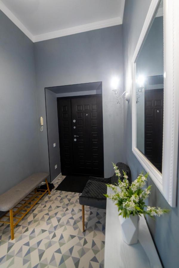 просторный люкс с 2-мя спальнями в центре,спасская 50 Apartment Mykolaiv