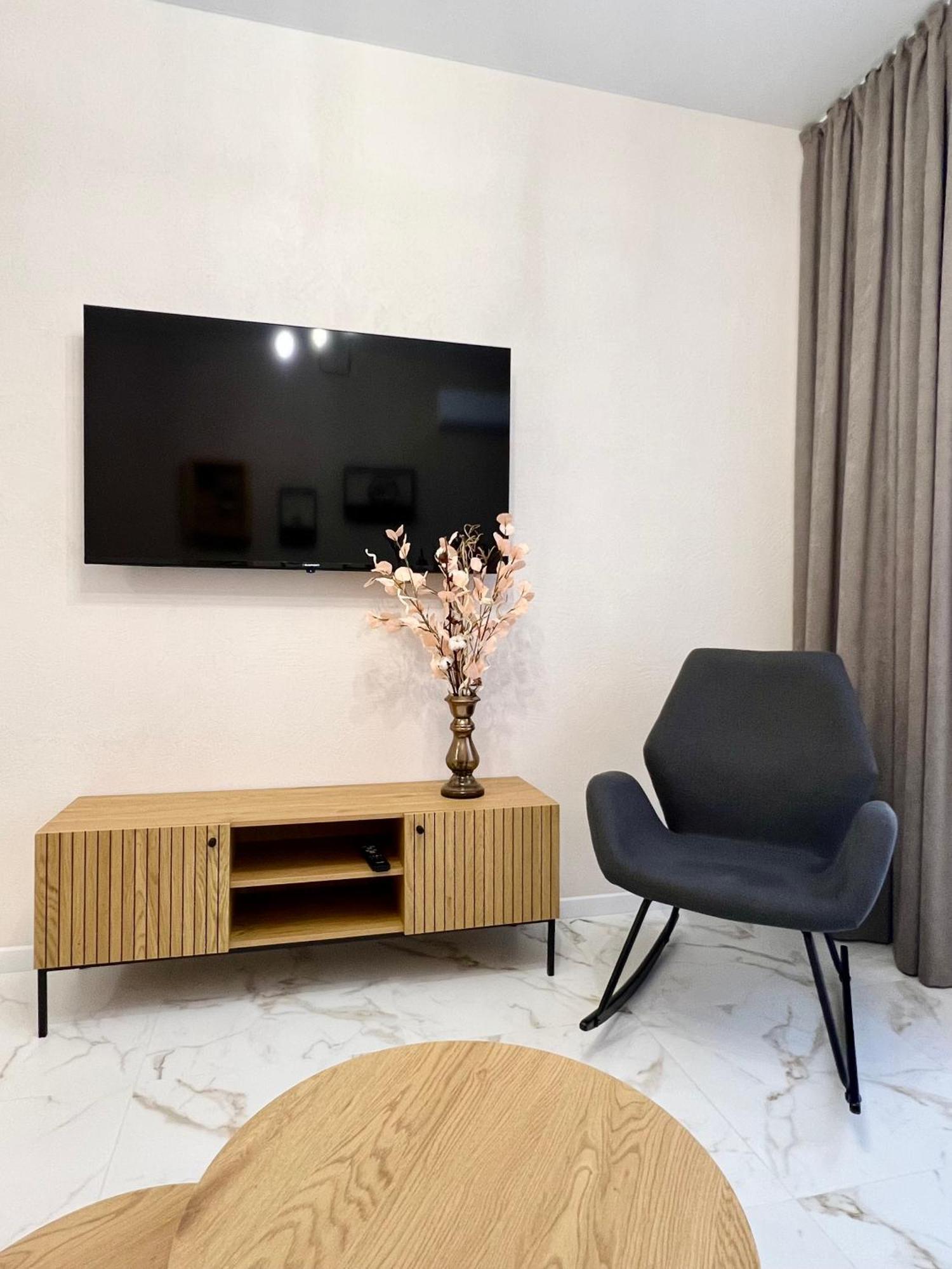 просторный люкс с 2-мя спальнями в центре,спасская 50 Apartment Mykolaiv