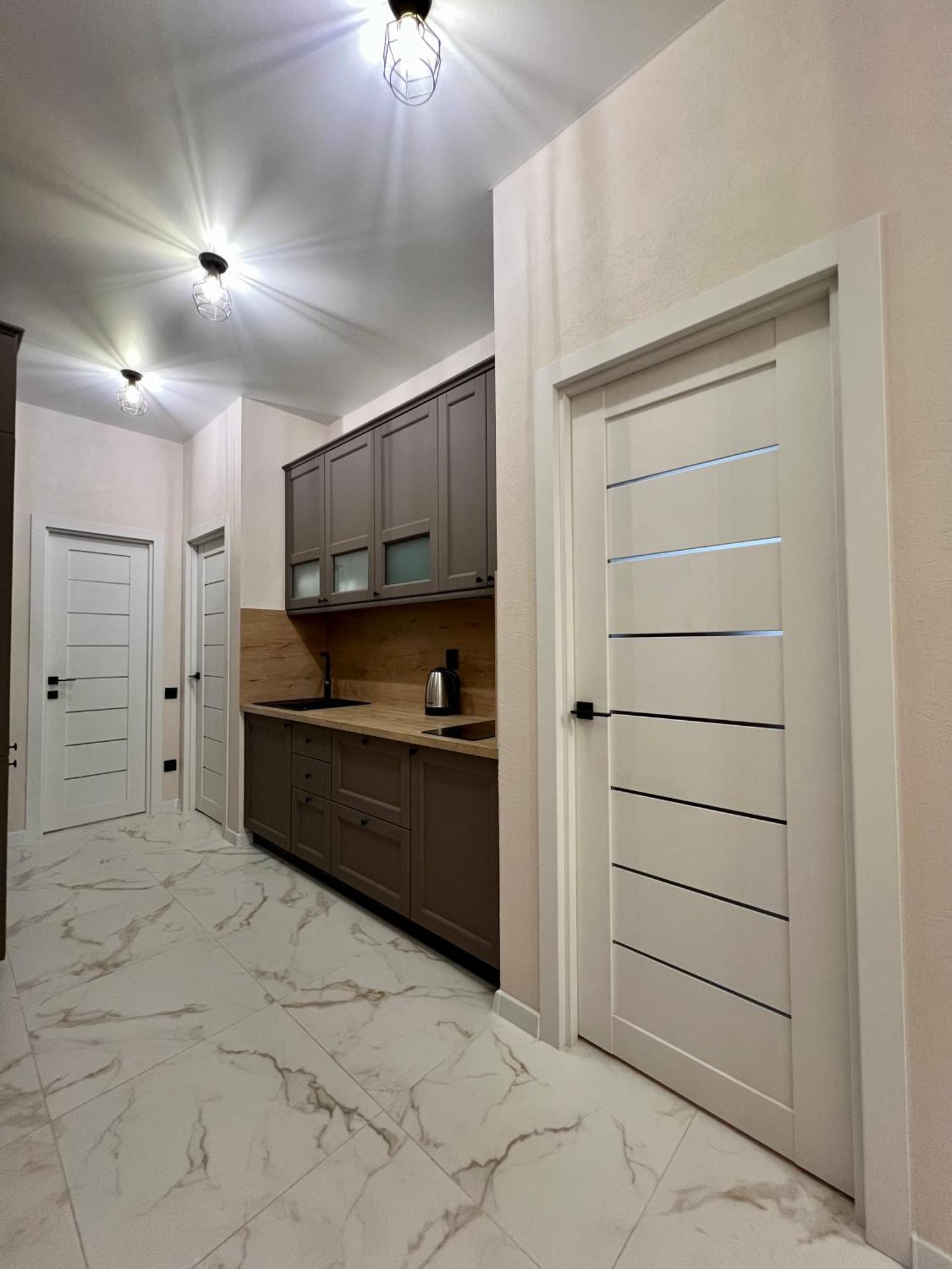 Apartment просторный люкс с 2-мя спальнями в центре,спасская 50